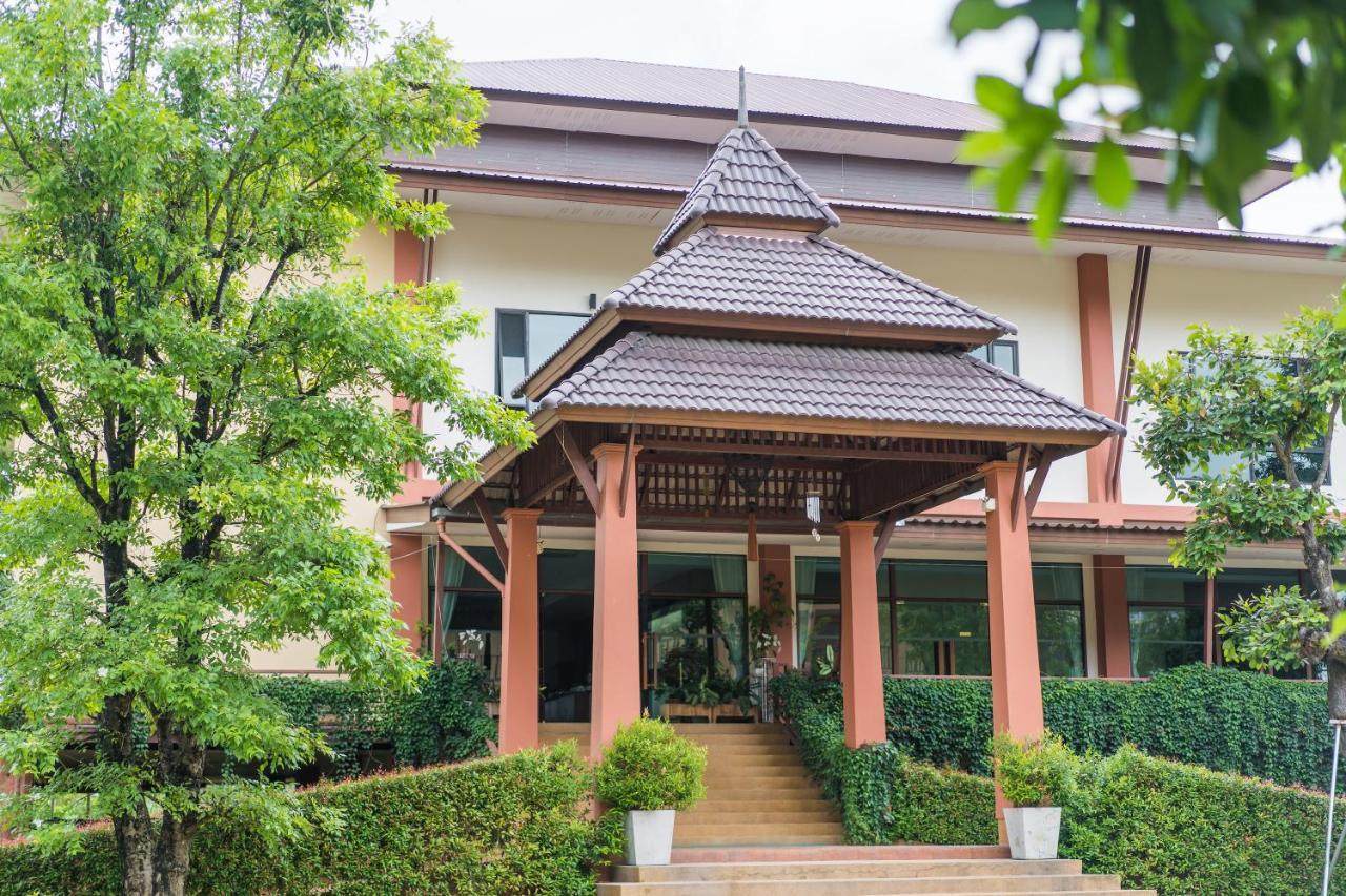 Phufa Waree Chiangrai Resort - Sha Extra Plus Chiang Rai Exterior photo