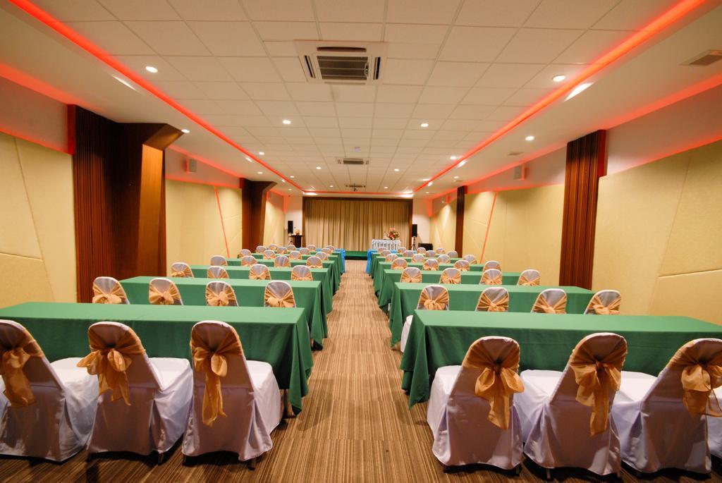 Phufa Waree Chiangrai Resort - Sha Extra Plus Chiang Rai Exterior photo